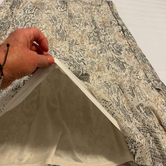 NWOT Faux Snakeskin Print Midi Skirt - Picture 12 of 16